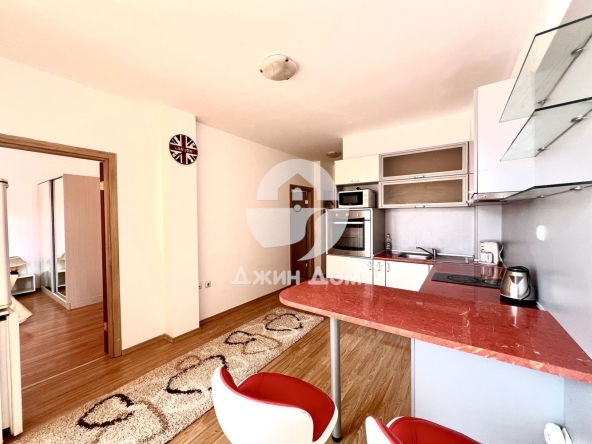 Тристаен апартамент в к.к. Слънчев бряг - 69 кв.м за 812 €/кв.м - Снимка #1