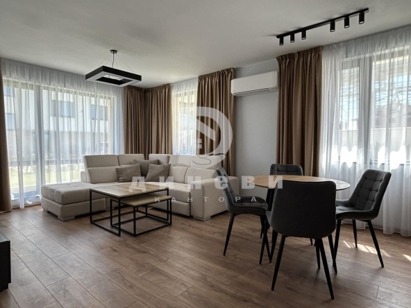 Двустаен апартамент в Пловдив, Христо Смирненски - 78 кв.м за 1230 €/кв.м - Снимка #1