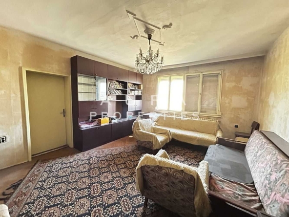 Многостаен апартамент в Разград, Център - 137 кв.м за 648 €/кв.м - Снимка #1