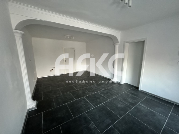 Дава се под наем Офис в София, Център - 80 кв.м за 867.51 € - Снимка #1