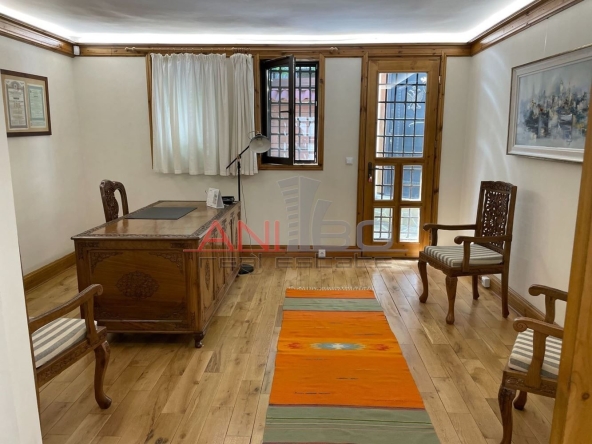 Къща в Варна, Гръцка махала - 360 кв.м за 1261 €/кв.м - Снимка #1