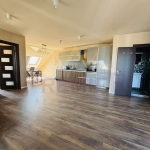 Тристаен апартамент в Варна, Зимно кино Тракия - 95 кв.м за 2158 €/кв.м - Снимка #1