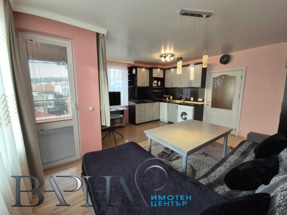 Дава се под наем Двустаен апартамент в Варна, Център - 60 кв.м за 398.82 € - Снимка #1