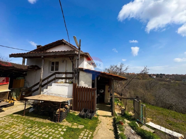 Къща в с. Приселци, Област Варна - 50 кв.м за 1479 €/кв.м - Снимка #1