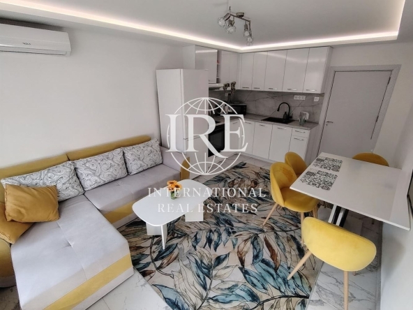 Четиристаен апартамент в Варна, Левски - 82 кв.м за 1427 €/кв.м - Снимка #1