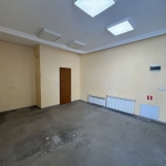 Дава се под наем Магазин в София, Център - 31 кв.м за 398.82 € - Снимка #1