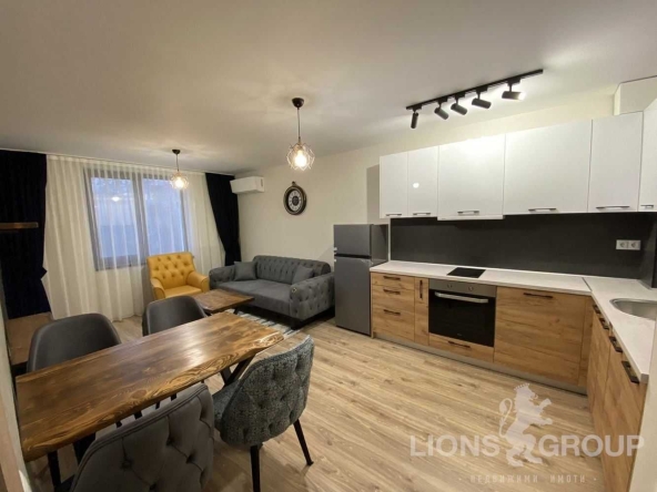 Дава се под наем Двустаен апартамент в Варна, ХЕИ - 70 кв.м за 698.19 € - Снимка #1