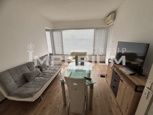 Дава се под наем Двустаен апартамент в Варна, Център - 65 кв.м за 548.25 € - Снимка #1