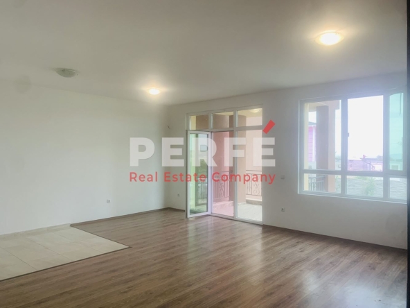 Тристаен апартамент в Каблешково - 111 кв.м за 631 €/кв.м - Снимка #1