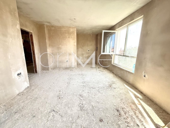 Тристаен апартамент в Айтос - 94 кв.м за 501 €/кв.м - Снимка #1