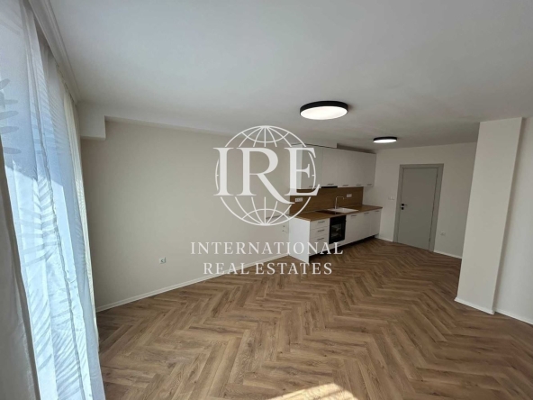 Тристаен апартамент в Варна, Възраждане 1 - 80 кв.м за 1019 €/кв.м - Снимка #1