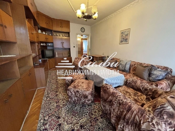 Четиристаен апартамент в Шумен, Болницата - 100 кв.м за 842 €/кв.м - Снимка #1