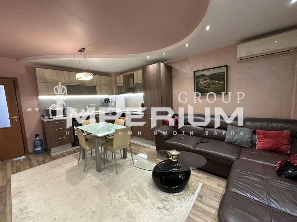 Дава се под наем Двустаен апартамент в Варна, Левски - 80 кв.м за 598.23 € - Снимка #1