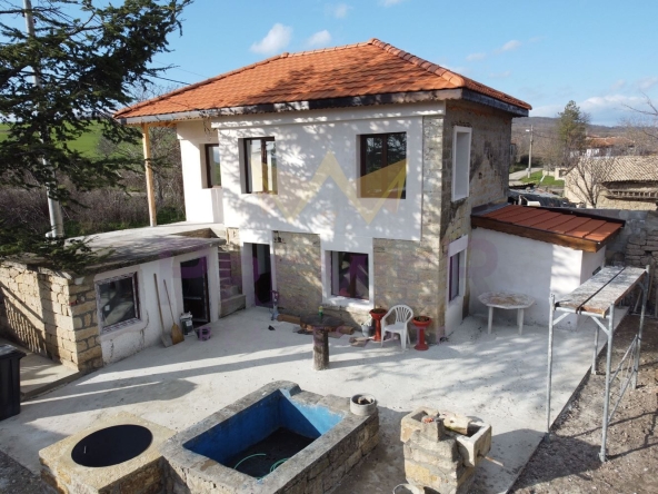 Къща в с. Манастир, Област Варна - 100 кв.м за 408 €/кв.м - Снимка #1