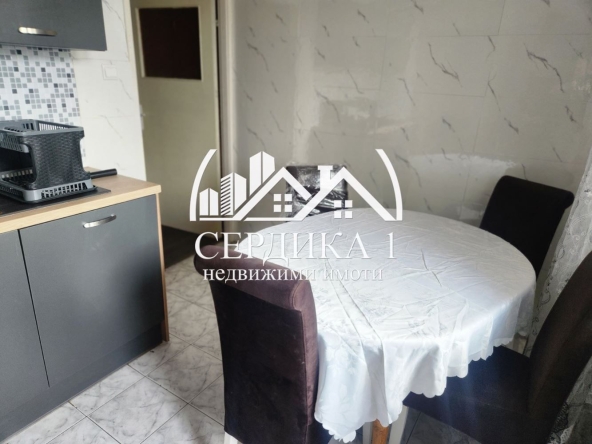 Дава се под наем Тристаен апартамент в София, Люлин 9 - 90 кв.м за 697.17 € - Снимка #1