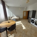 Дава се под наем Двустаен апартамент в Пловдив, Тракия - 50 кв.м за 363.63 € - Снимка #1