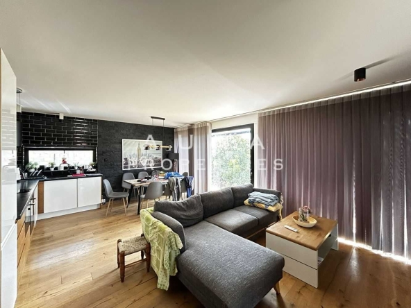 Къща в Разград, Варош - 392 кв.м за 599 €/кв.м - Снимка #1