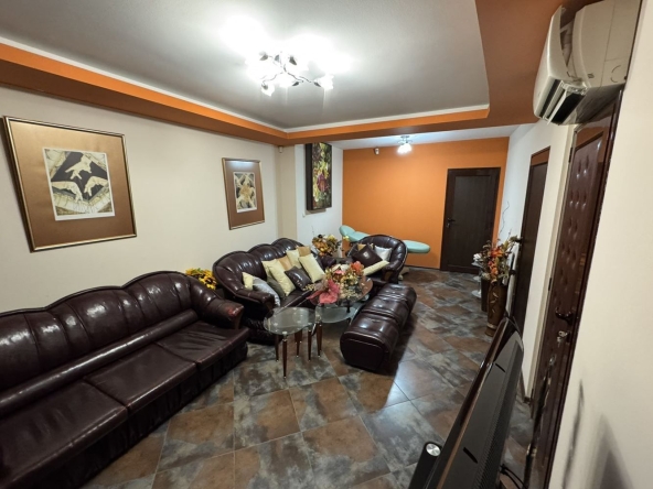Многостаен апартамент в София, Витоша - 112 кв.м за 1275 €/кв.м - Снимка #1