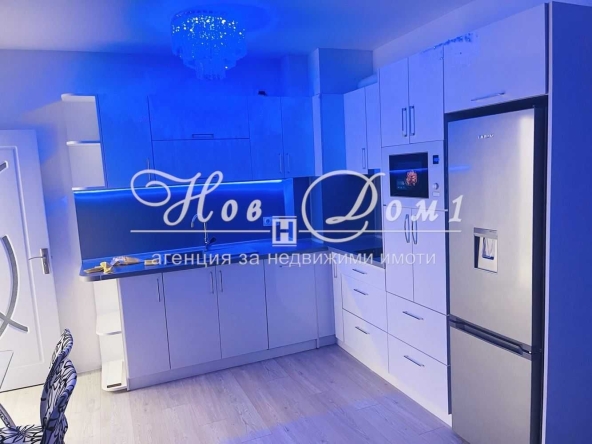 Дава се под наем Двустаен апартамент в Варна, Победа - 70 кв.м за 688.5 € - Снимка #1