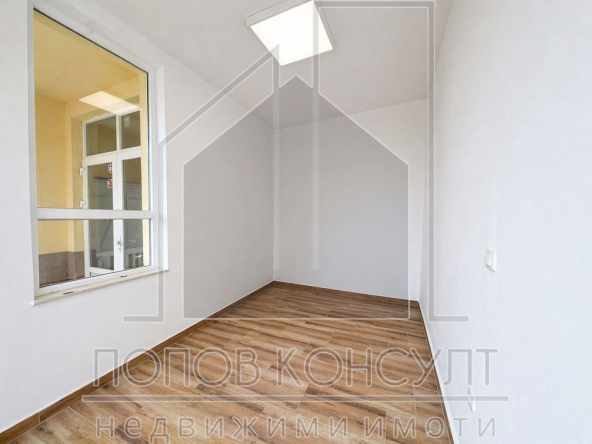 Дава се под наем Офис в Пловдив, Южен - 20 кв.м за 149.43 € - Снимка #1