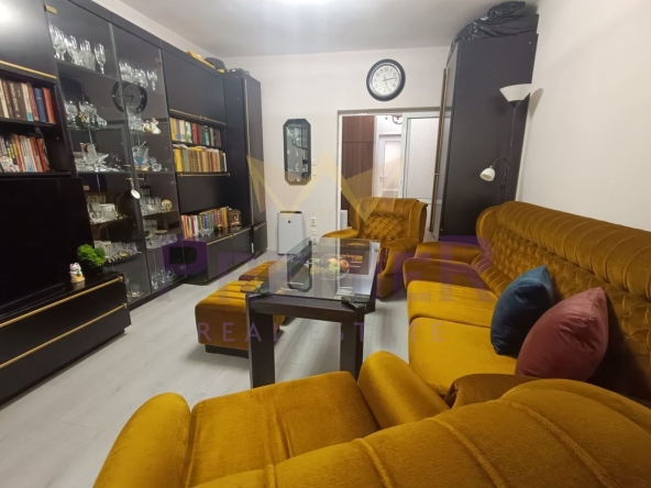 Тристаен апартамент в Варна, Колхозен пазар - 65 кв.м за 1012 €/кв.м - Снимка #1