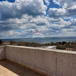 Тристаен апартамент в Балчик - 127 кв.м за 562 €/кв.м - Снимка #1