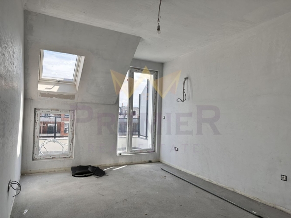 Тристаен апартамент в Пловдив, Остромила - 115 кв.м за 627 €/кв.м - Снимка #1