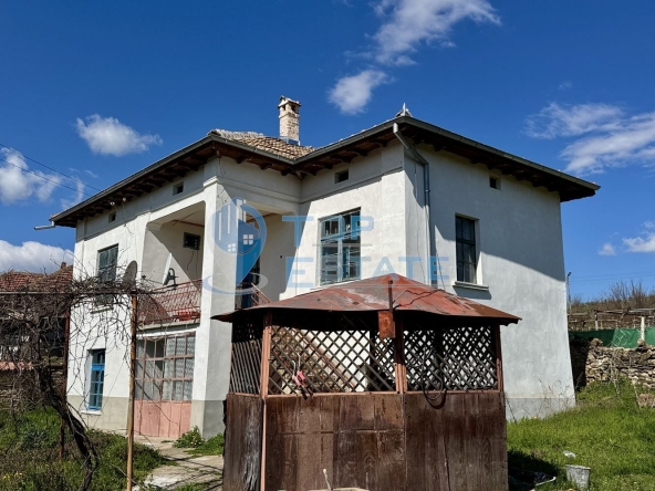 Къща в с. Долна Липница, Област Велико Търново - 100 кв.м за 153 €/кв.м - Снимка #1