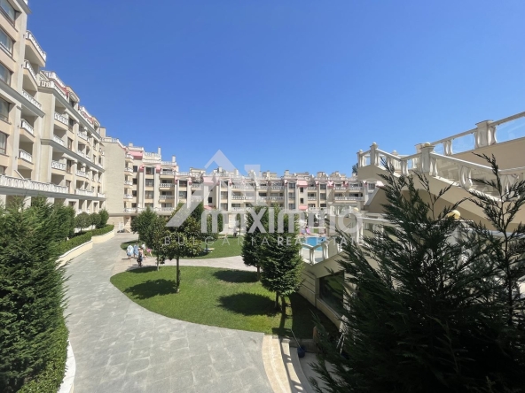 Двустаен апартамент в Варна, Аспарухово - 142 кв.м за 839 €/кв.м - Снимка #1