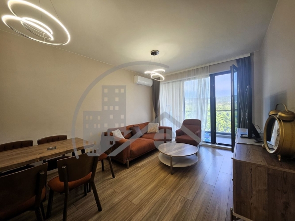 Двустаен апартамент в к.к. Св.Св. Константин и Елена - 66 кв.м за 1384 €/кв.м - Снимка #1
