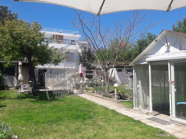 Къща в Варна, м-т Акчелар - 220 кв.м за 811 €/кв.м - Снимка #1