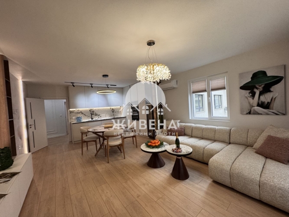 Тристаен апартамент в Варна, Централна поща - 133 кв.м за 1526 €/кв.м - Снимка #1