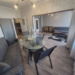 Дава се под наем Тристаен апартамент в Варна, Конфуто - 100 кв.м за 648.21 € - Снимка #1