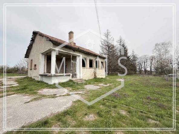 Парцел в с. Ястребино, Област Търговище - 1755 кв.м за 6 €/кв.м - Снимка #1