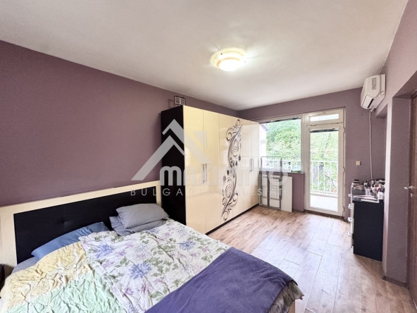 Двустаен апартамент в Варна, Център - 106 кв.м за 1275 €/кв.м - Снимка #1