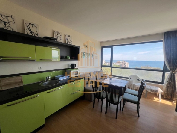 Тристаен апартамент в к.к. Златни пясъци - 91 кв.м за 701 €/кв.м - Снимка #1