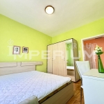 Дава се под наем Тристаен апартамент в Варна, Център - 85 кв.м за 558.45 € - Снимка #1