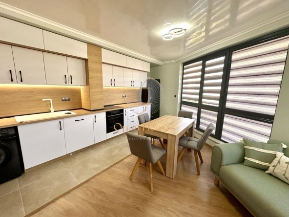 Тристаен апартамент в Пловдив, Кършияка - 102 кв.м за 1145 €/кв.м - Снимка #1