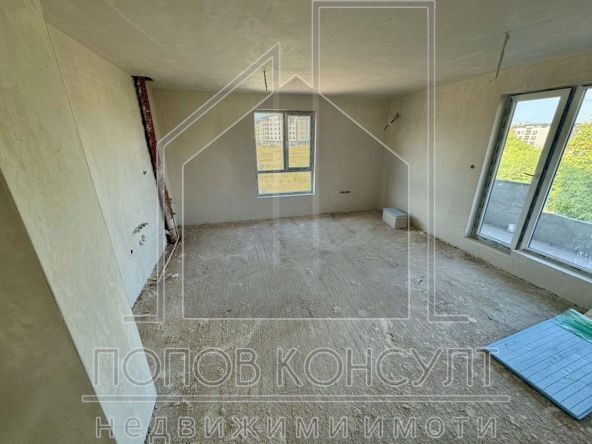Тристаен апартамент в Пловдив, Южен - 90 кв.м за 918 €/кв.м - Снимка #1