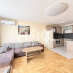 Дава се под наем Двустаен апартамент в София, Младост 4 - 80 кв.м за 718.08 € - Снимка #1