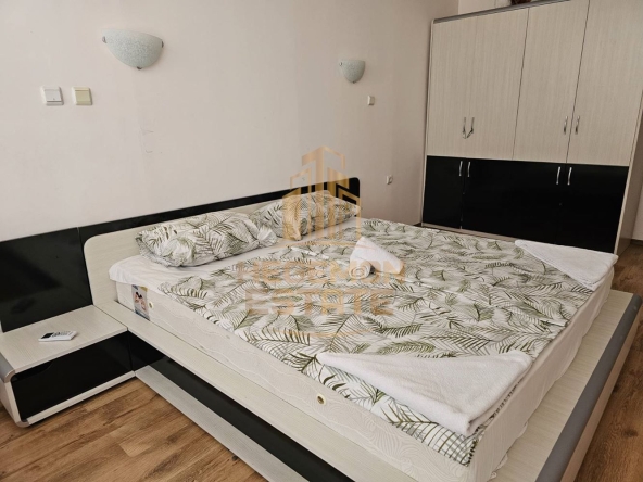 Двустаен апартамент в к.к. Златни пясъци - 67 кв.м за 754 €/кв.м - Снимка #1