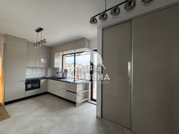 Двустаен апартамент в к.к. Св.Св. Константин и Елена - 128 кв.м за 977 €/кв.м - Снимка #1