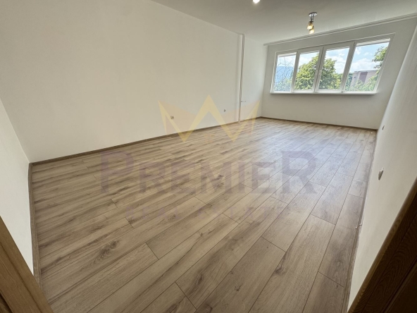 Двустаен апартамент в София, Красна поляна 3 - 71 кв.м за 1422 €/кв.м - Снимка #1