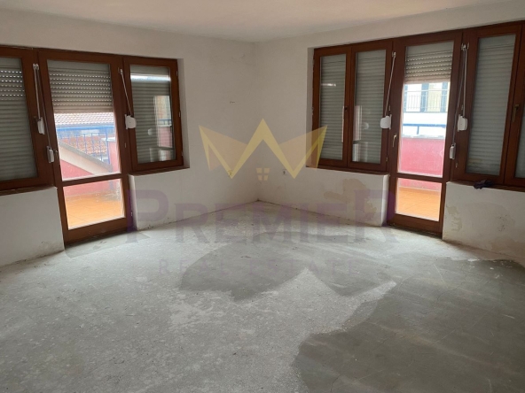 Мезонет в Бургас, Център - 160 кв.м за 1658 €/кв.м - Снимка #1