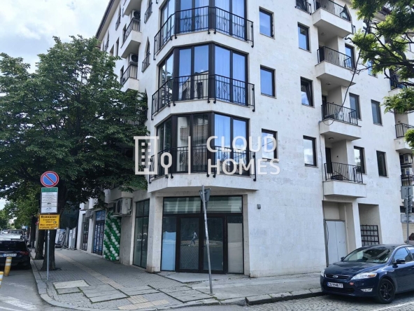 Дава се под наем Магазин в София, Център - 72 кв.м за 897.6 € - Снимка #1