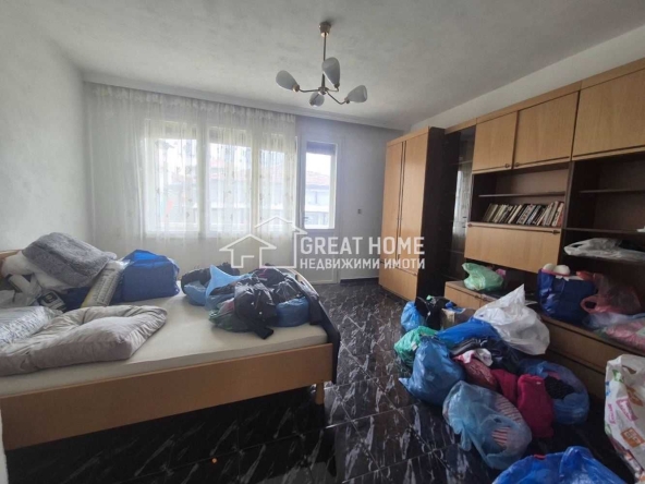Четиристаен апартамент в Търговище, Център - 110 кв.м за 556 €/кв.м - Снимка #1