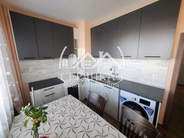 Дава се под наем Двустаен апартамент в София, Надежда 3 - 61 кв.м за 597.21 € - Снимка #1