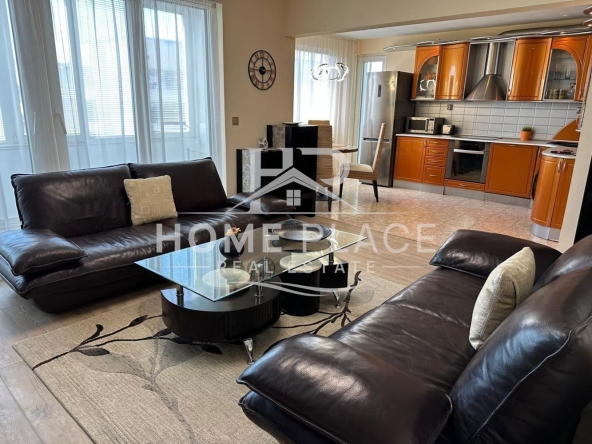 Дава се под наем Тристаен апартамент в Варна, Чайка - 110 кв.м за 847.62 € - Снимка #1