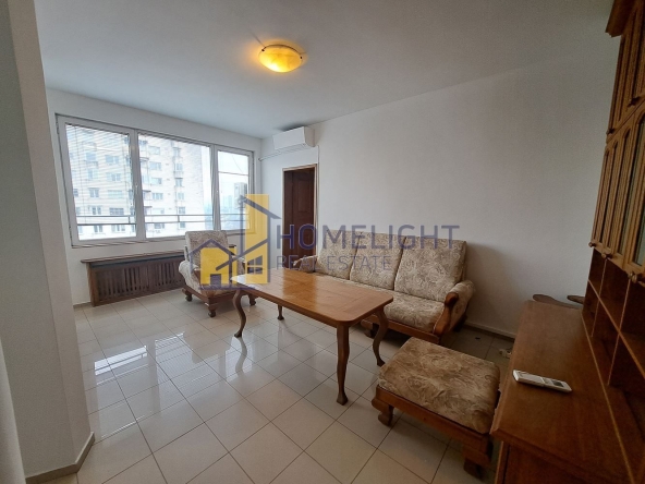 Дава се под наем Двустаен апартамент в София, Изток - 75 кв.м за 598.23 € - Снимка #1