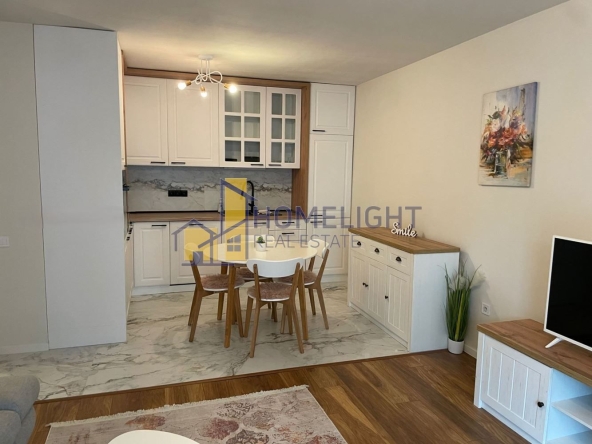 Дава се под наем Двустаен апартамент в София, Витоша - 62 кв.м за 897.6 € - Снимка #1